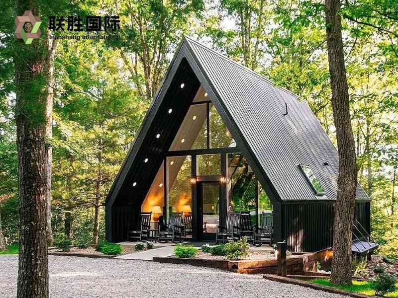 A-frame Triangle Prefab House